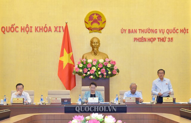 ỦY BAN THƯỜNG VỤ QUỐC HỘI CHO Ý KIẾN VỀ MỘT SỐ VẤN ĐỀ CÒN KHÁC NHAU CỦA DỰ ÁN LUẬT DÂN QUÂN TỰ VỆ (SỬA ĐỔI)